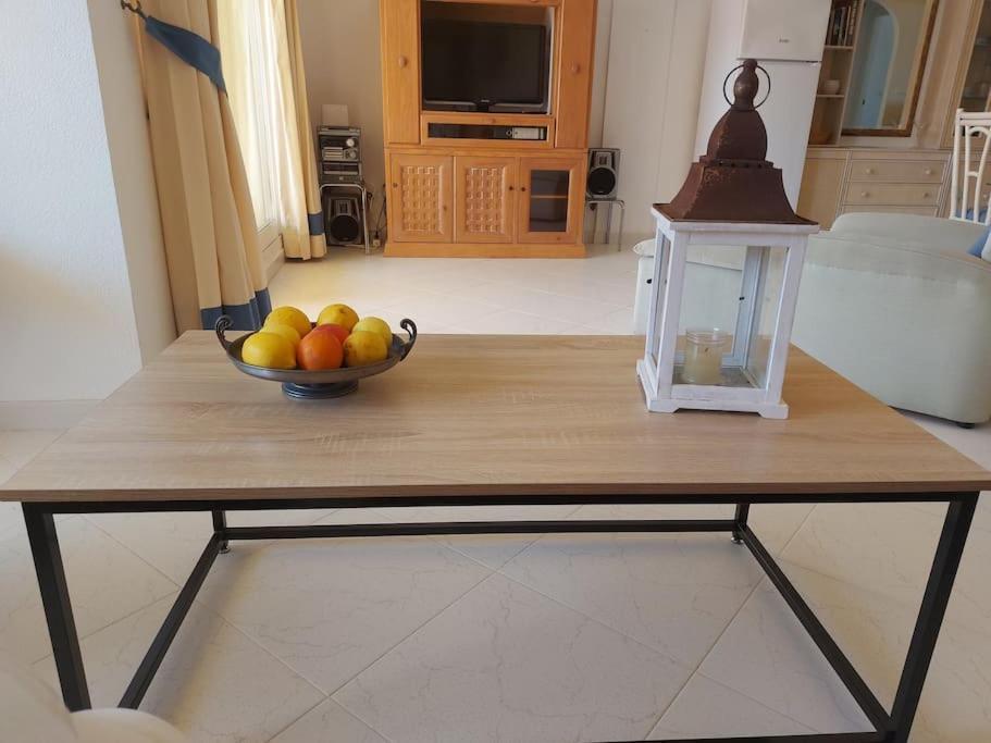 Estupendo Apartamento En Primera Linea De Playa Y Con Vistas Al Mar Denia Bagian luar foto